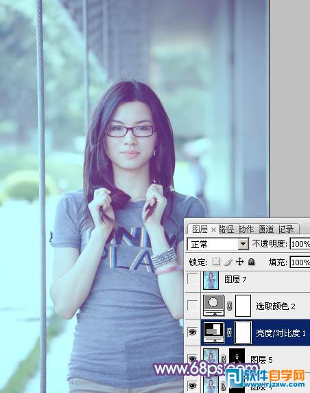 Photoshop给外景人物调出淡淡的韩系青蓝色
