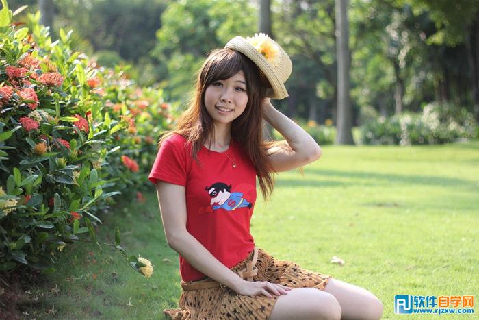Photoshop给外景红衣人物调出淡美的红黄色