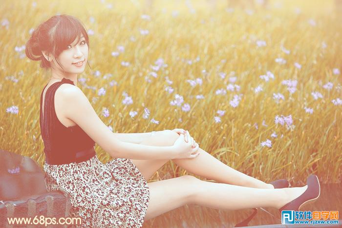 Photoshop给草地上的美女加上柔和的淡调橙褐色