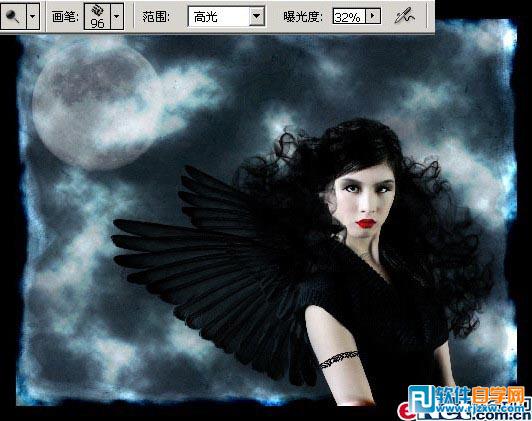 用Photoshop将MM变成黑夜天使